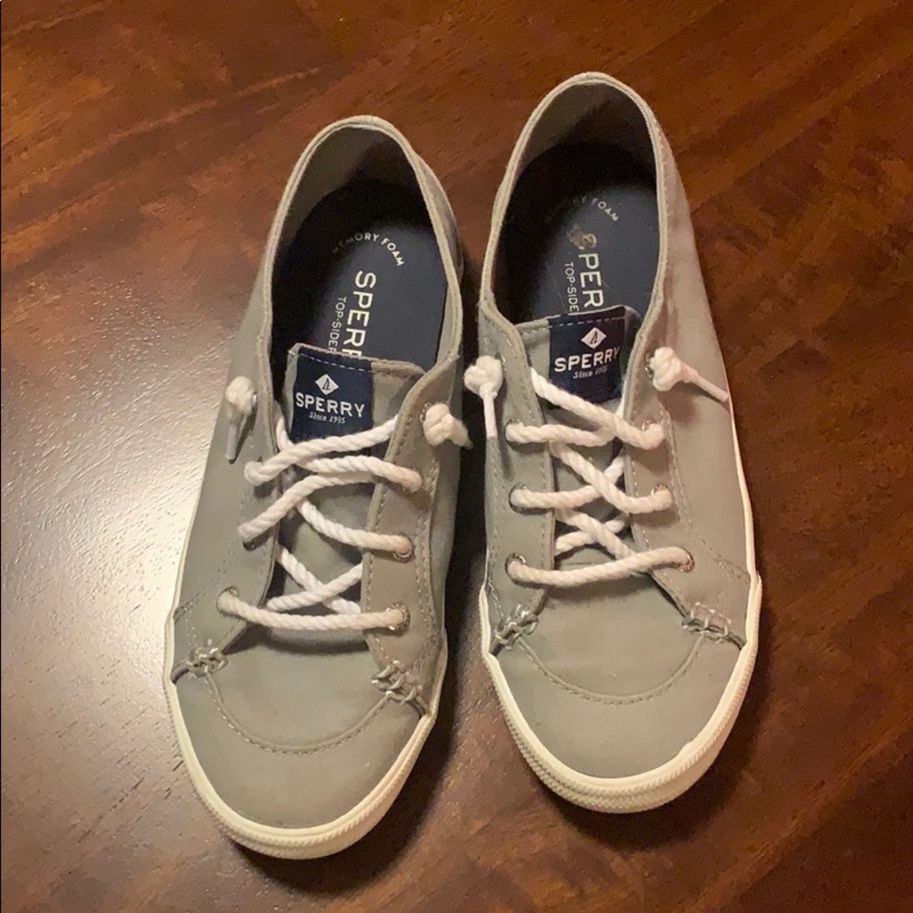 Women’s/Girl’s Sperry Top-Sider Light Grey